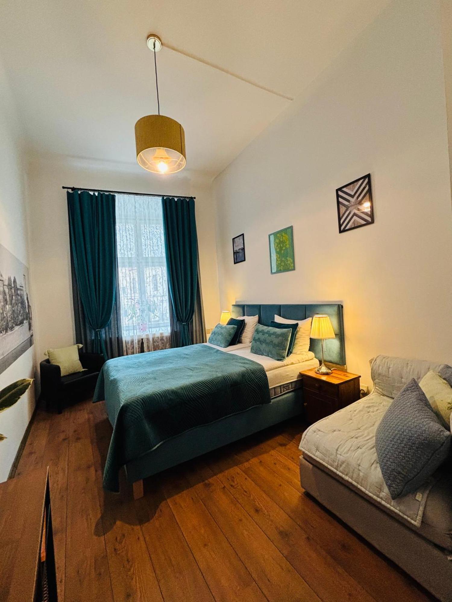 Krakow Apartments & Rooms Exterior photo
